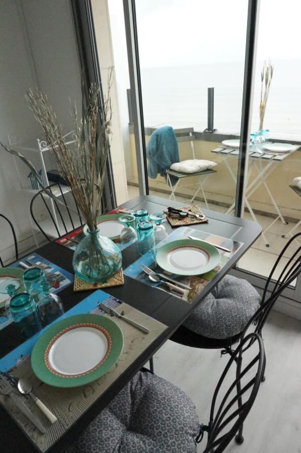 Belle Vie Vue Dominante Mer Et Plage - Appartement 2 A 4 Personnes กาบูร์ก ภายนอก รูปภาพ